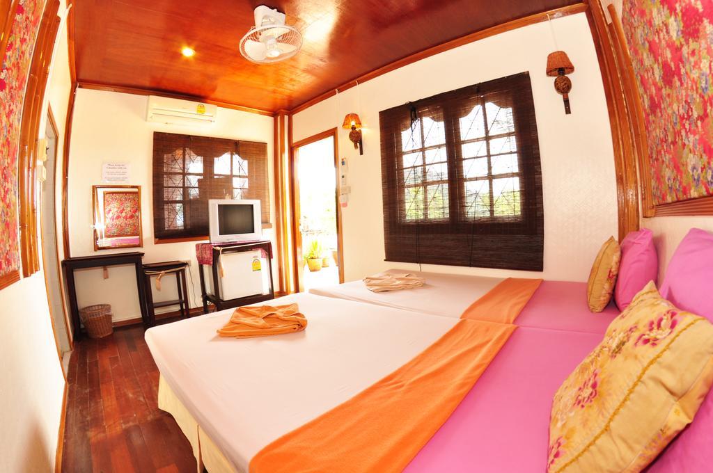 October Hostel Koh Koh Phi Phi Don Chambre photo
